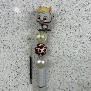 Maximus Doorables Pen with ink refill